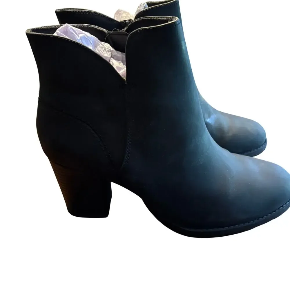 Clarks Verona Trish Leather Boots 8.5 Black NWT Ankle Booties Heel Comfort